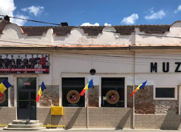 romania/hunedoara/landmark/muzeul-comunismului-hunedoara