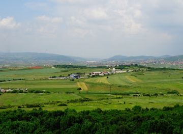 kosovo/junik-mountains/landmark/gazimestan-monument