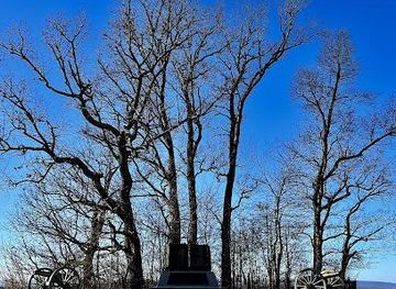 maryland/hagerstown/landmark/monument-to-the-high-water-mark-of-the-rebellion