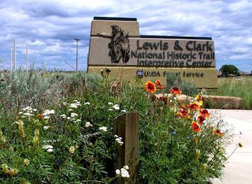 montana/great-falls/landmark/the-lewis-and-clark-interpretive-center