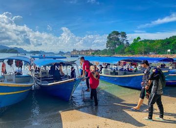 malaysia/langkawi-archipelago/landmark/island-hopping-langkawi-alanona