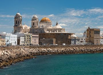 spain/cadiz/santa-maria/landmark/catedral-de-la-santa-cruz-de-cadiz