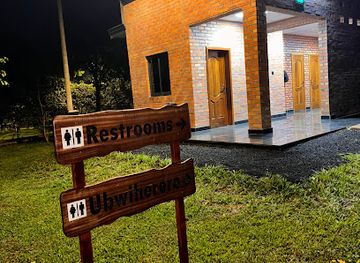 rwanda/kigali/kimihurura/landmark/kimihurura-roundabout-park