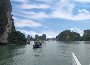 vietnam/ha-long/tuan-chau-island/landmark/tuan-chau-international-marina