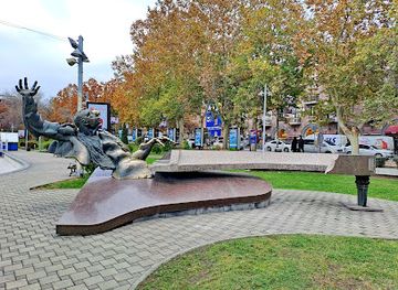 armenia/lori/landmark/arno-babajanyan-statue