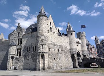 belgium/antwerp/het-zuid/landmark/het-steen