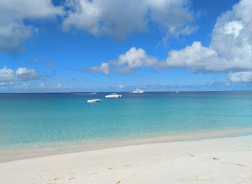 anguilla/rendezvous-bay/landmark/straw-hat-restaurant