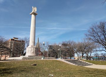 illinois/chicagoland/landmark/illinois-centennial-monument