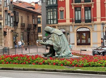 spain/oviedo/landmark/campomanes-memorial