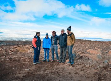 iceland/golden-circle/landmark/sleipnir-tours-iceland-ice-cave-glacier-tours-meeting-point