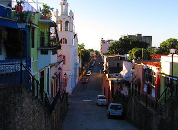 dominican-republic/santo-domingo-metropolitan-area/landmark/cuesta-de-la-calle-hostos