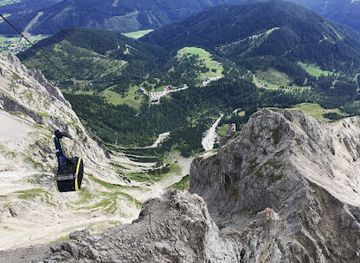 austria/dachstein-mountains/landmark/hoher-dachstein