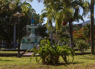 saint-kitts-and-nevis/botanical-gardens-of-nevis/landmark/st-kitts-nevis-independence-square