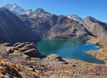 nepal/gokyo-lakes/landmark/gosainkunda