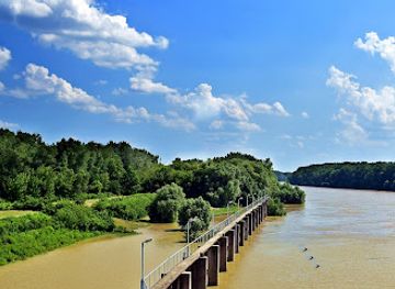 hungary/zemplen-mountains/landmark/lake-tisza