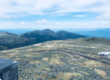new-hampshire/mount-washington-valley/landmark/mount-washington-observatory-offices
