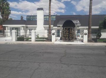 nevada/southern-nevada/landmark/the-liberace-mansion