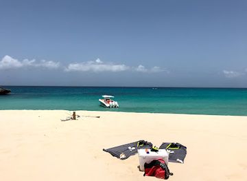 anguilla/scrub-island/landmark/dog-island