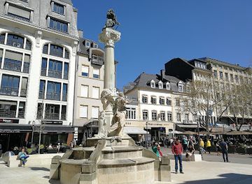 belgium/luxembourg/landmark/monument-to-dicks-and-lentz