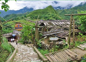 vietnam/sapa/landmark/quang-truong-square
