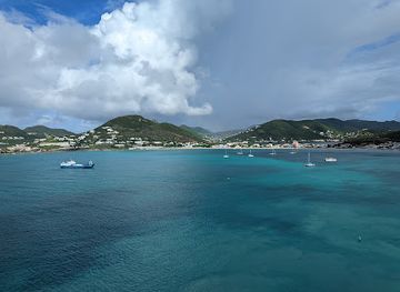 sint-maarten/little-bay-beach/landmark/cruise-pier-st-maarten