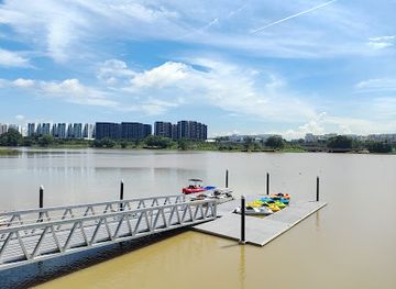 singapore/jurong/landmark/passion-wave-jurong-lake-gardens