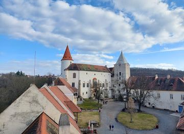 czechia/north-bohemia/landmark/krivoklat-castle