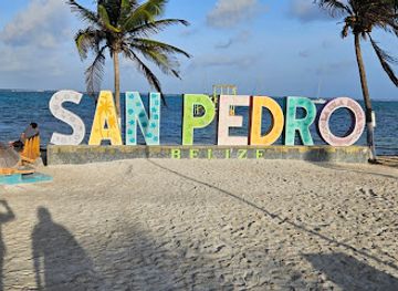 belize/san-pedro/san-pedro-town/landmark/san-pedro-sign