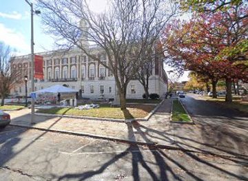 connecticut/waterbury/landmark/statue-of-christopher-columbus