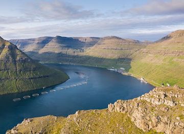 faroe-islands/norooyar/landmark/klakkur