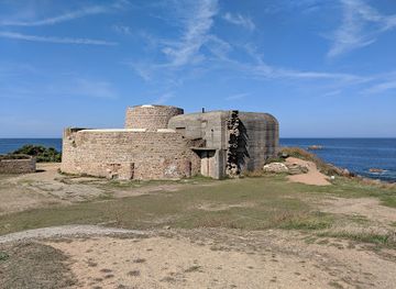 guernsey/herm/landmark/fort-hommet