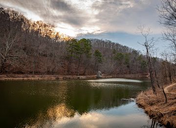 arkansas/eureka-springs/landmark/black-bass-lake