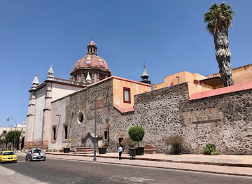 mexico/queretaro/landmark/templo-de-santa-rosa-de-viterbo