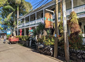 honduras/utila/landmark/munchies