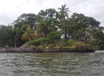 nicaragua/western-region/landmark/granada-malecon