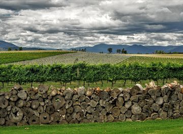 australia/yarra-valley/landmark/zonzo-estate-yarra-valley