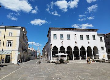 slovenia/koper/landmark/loza-loggia