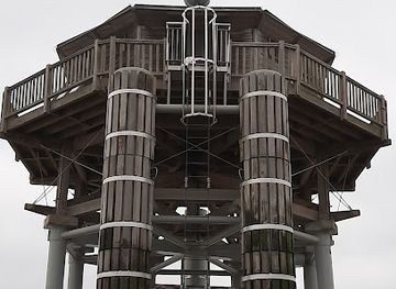 france/la-rochelle/landmark/phare-du-bout-du-monde