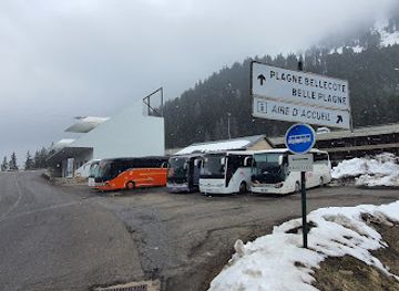 france/la-plagne/landmark/parking-bellecote