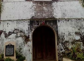 philippines/caraga/landmark/san-salvador-del-mundo-church