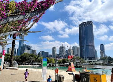 australia/brisbane/landmark/streets-beach
