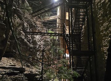 arkansas/eureka-springs/landmark/basin-park-hotel-paranormal-investigation