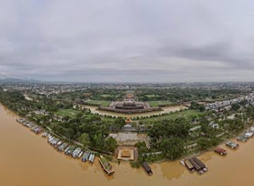 vietnam/central-highlands/landmark/the-flag-tower