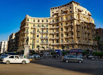 egypt/cairo/downtown-cairo/landmark/talaat-harb-square