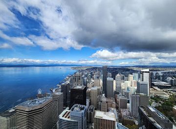 washington/seattle/landmark/columbia-center