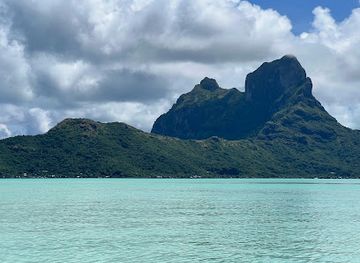 french-polynesia/bora-bora/landmark/la-plage-excursions