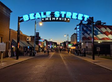 tennessee/memphis/beale-street/landmark/withers-collection-museum-gallery