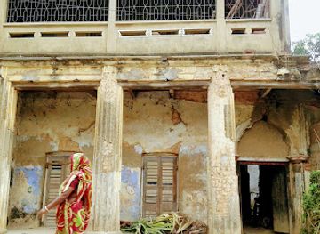 india/west-bengal/landmark/jamindar-s-house-singha-bari