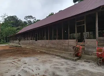 indonesia/east-kalimantan/landmark/lamin-rumah-adat-lou-dayak-benuaq