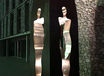 Monument als homes i dones d'Andorra que van votar la Constitució